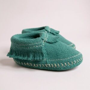 Used Minnetonka Kids Moccasins - Teal